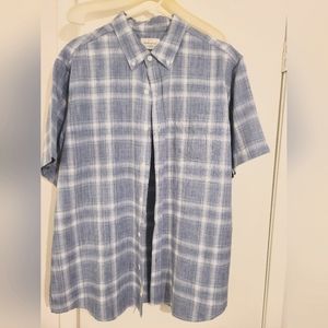 Weatherproof vintage button up short sleeve shirt, XL, blue and white plaid